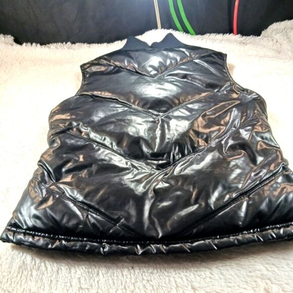 Old Navy Y2k Fleeced Lined Quilted Puffer Zip Up Vest. Woman's M Glossy Black... - Picture 14 of 14